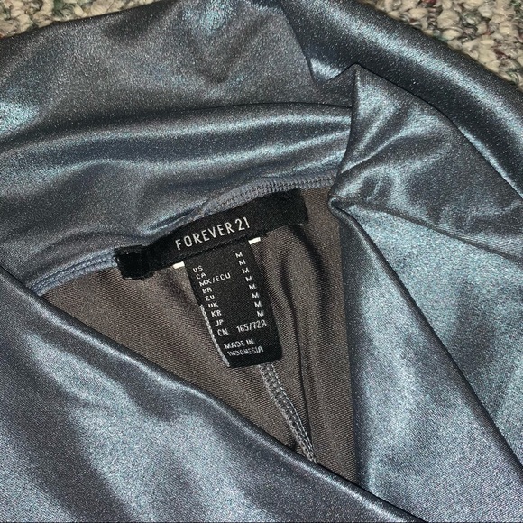 Blue shiny metallic leggings - Picture 3 of 3